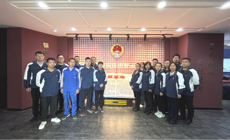 汽貿(mào)公司黨支部開展 &ldquo;強化作風建設(shè)  筑牢紀律防線&rdquo; &mdash;&mdash;深入貫徹中央八項規(guī)定精神學(xué)習教育主題黨日活動